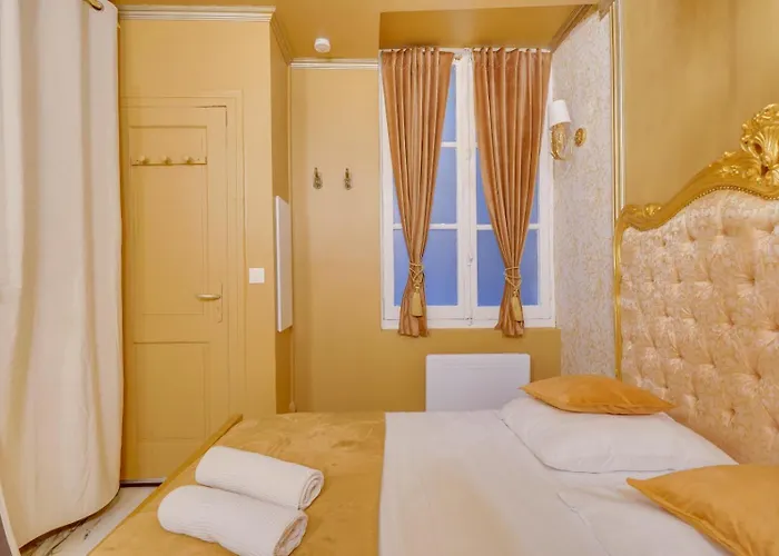 Compact City-centre With Parking And Wi-fi