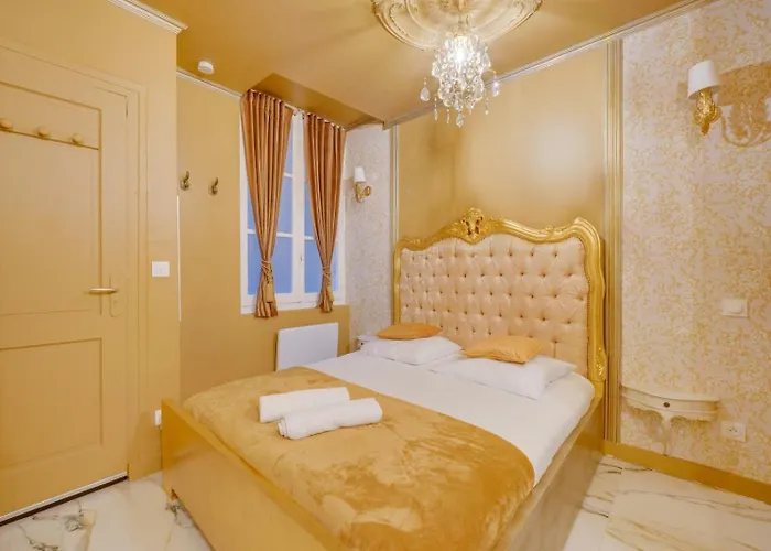 Compact City-centre With Parking And Wi-fi Lejlighed Bordeaux